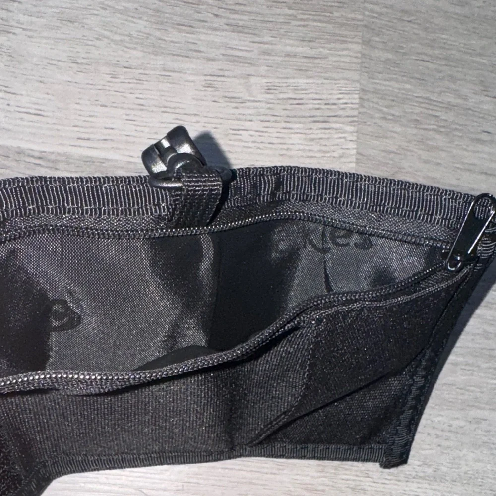 Small Black cookies wallet Holster with Clip